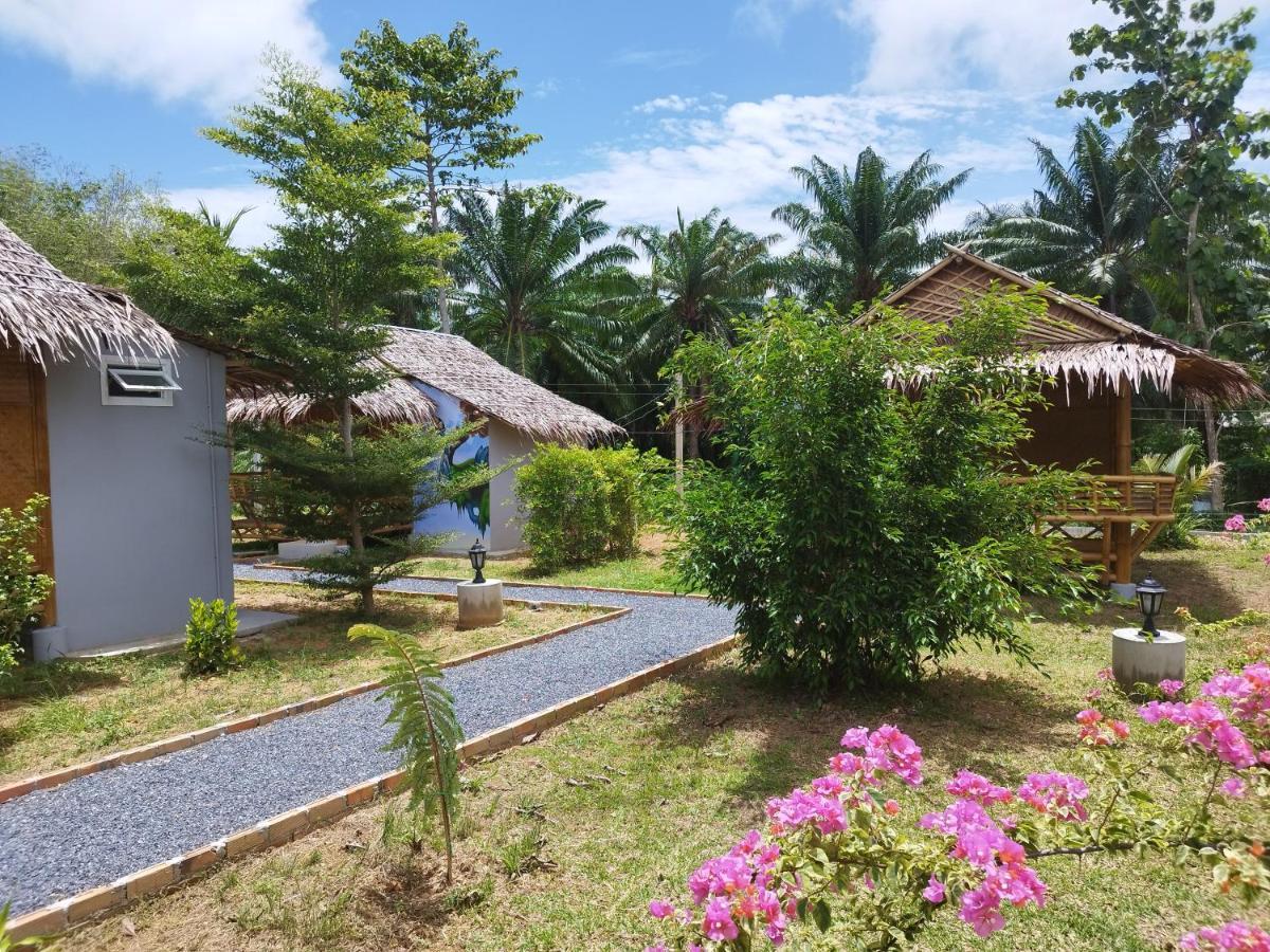 Palm Garden Bungalows Ко-Ланта Экстерьер фото